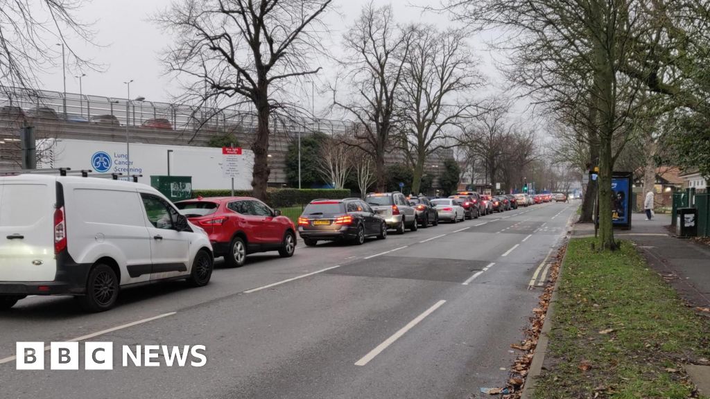 bbc.co.uk - Nick Morris - Calls for action over York Hospital traffic