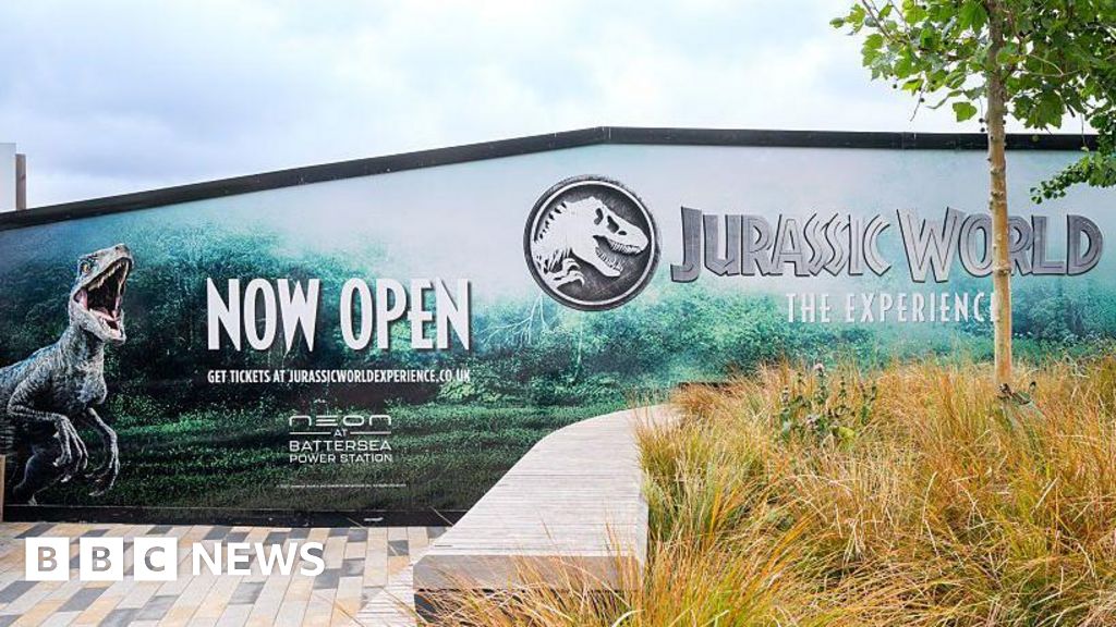 Discount tickets turned away at Jurassic exhibit