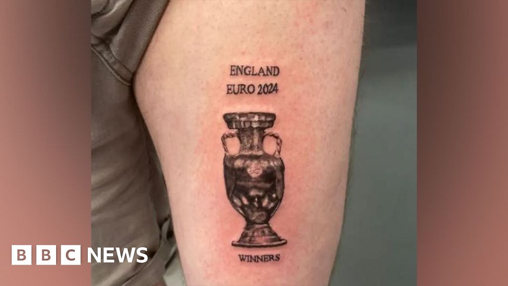 Euros final: England fan gets winners tattoo early - BBC News