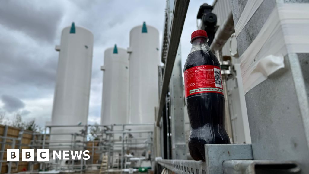 New electricity plant captures carbon dioxide for fizzy drinks