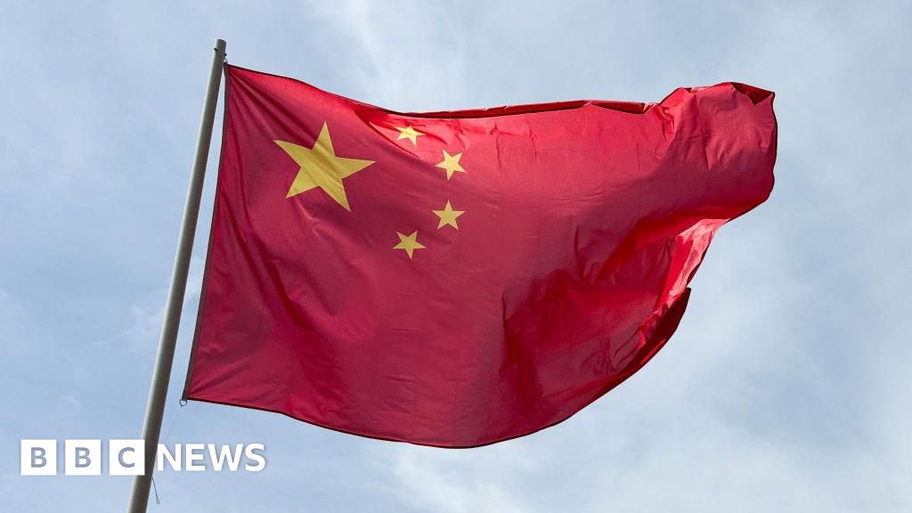 China says MI6 recruited Chinese couple as spies