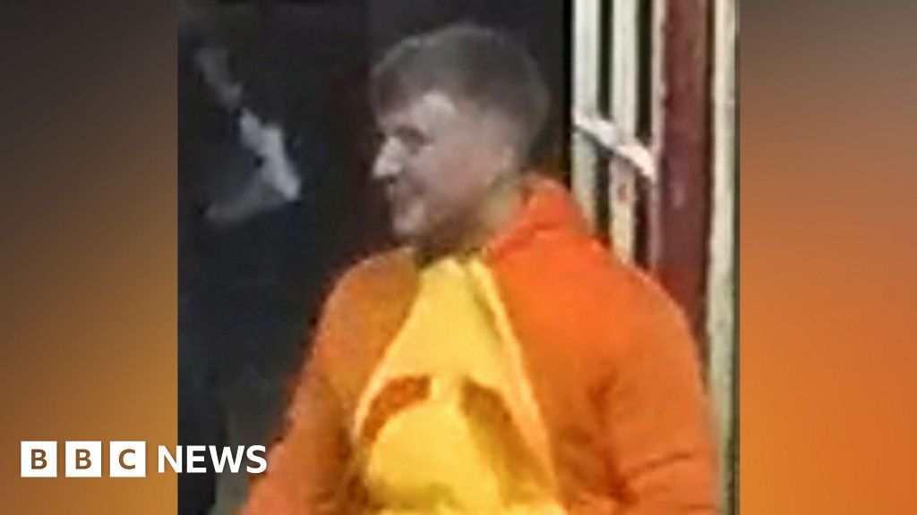 Man in lobster suit hunted over Alexandra Palace darts attack