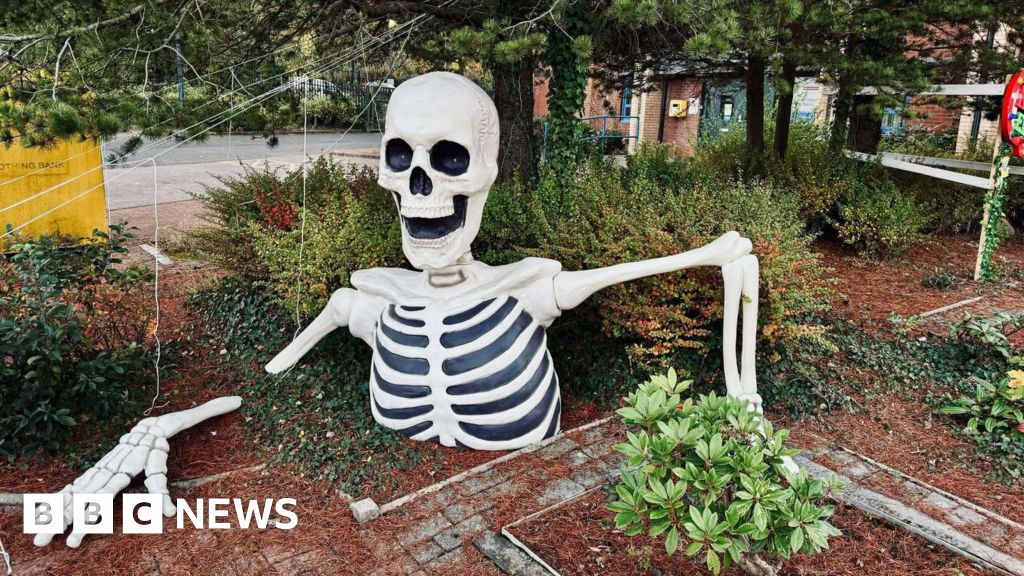 Halloween celebrated early in Scottish town