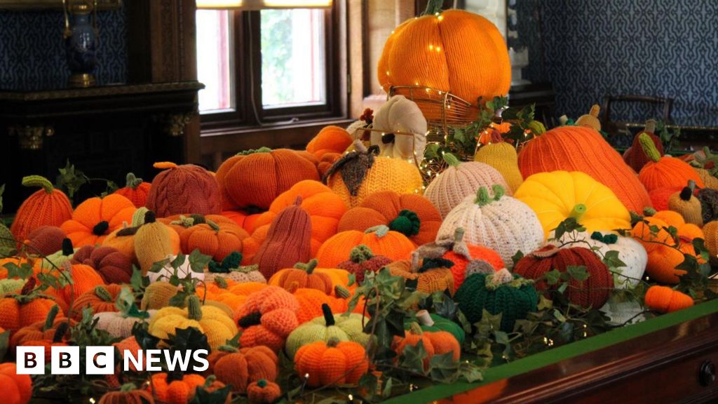 National Trust Displays 700 Handmade Pumpkins to Reduce Food Waste