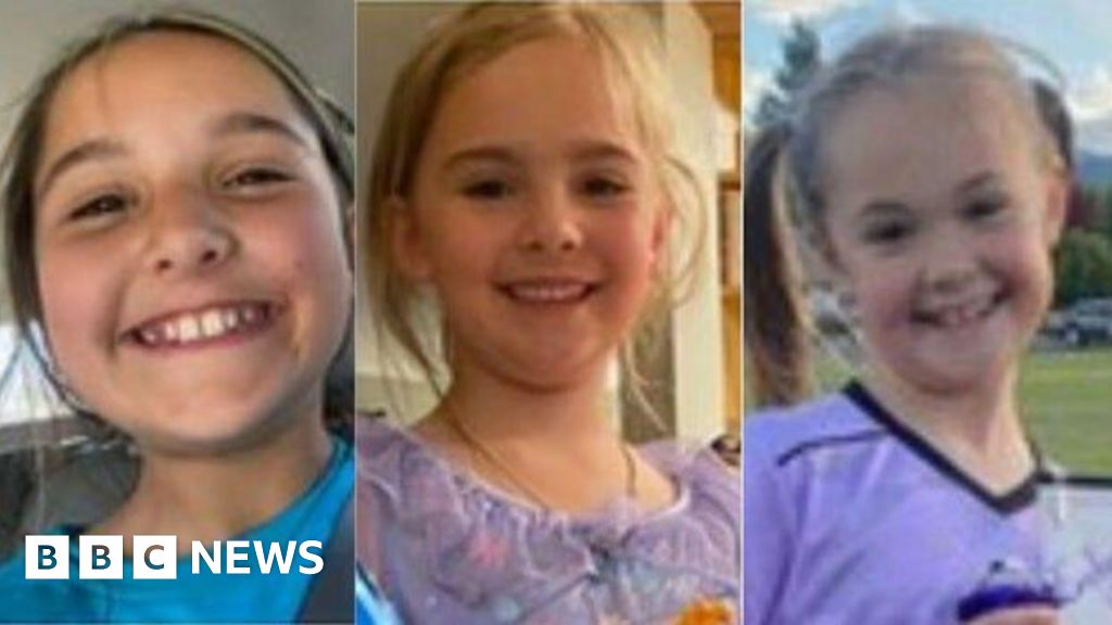 Travis Decker: Police search for man accused of killing his 3 daughters