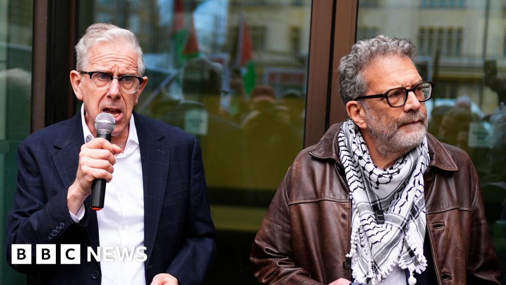 Activists guilty over Palestine protest breach