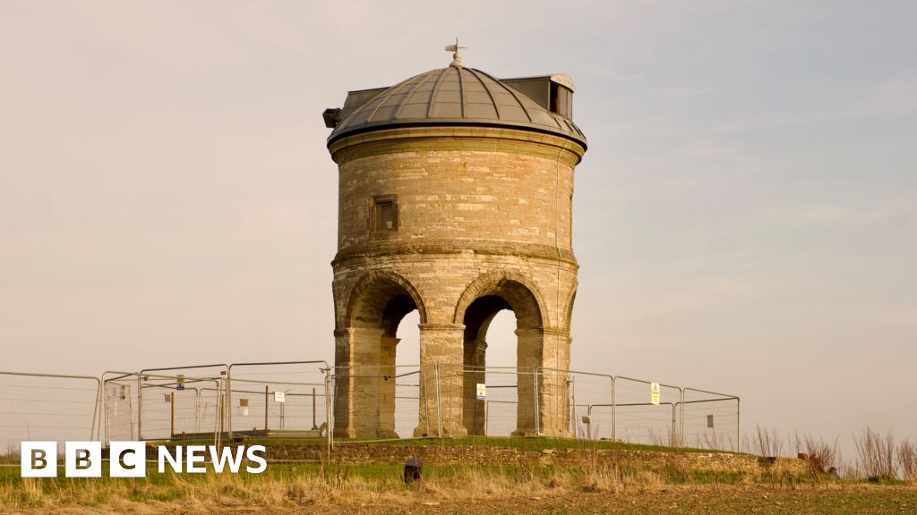 Sail installation to start at much-loved Chesterton Windmill Sail installation to start at much-loved Chesterton Windmill 