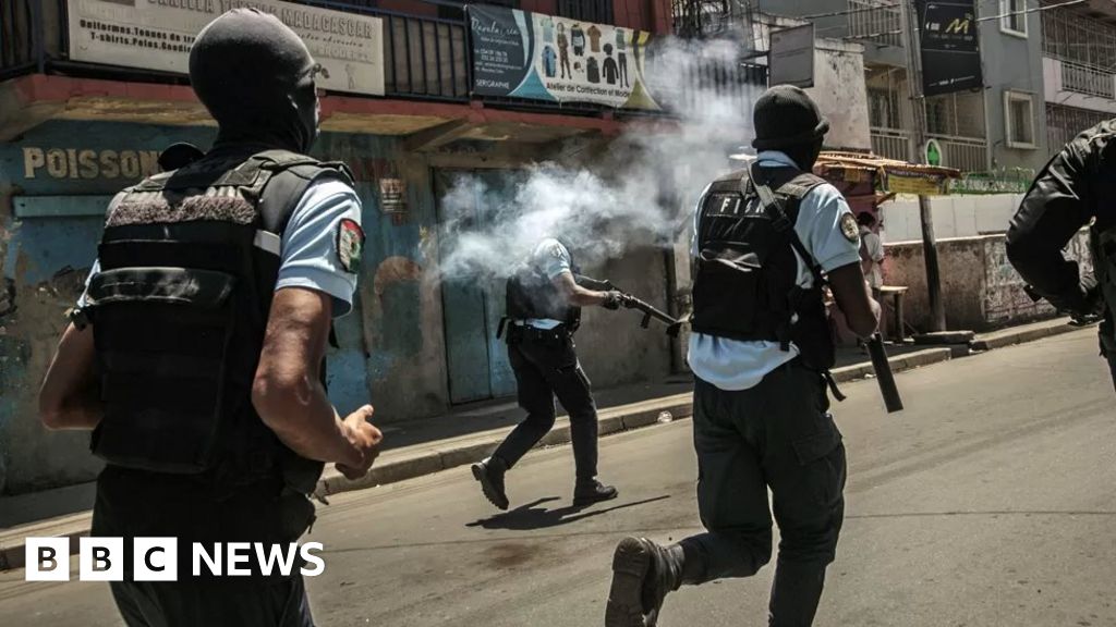 Madagascar votes in presidential election boycotted by opposition