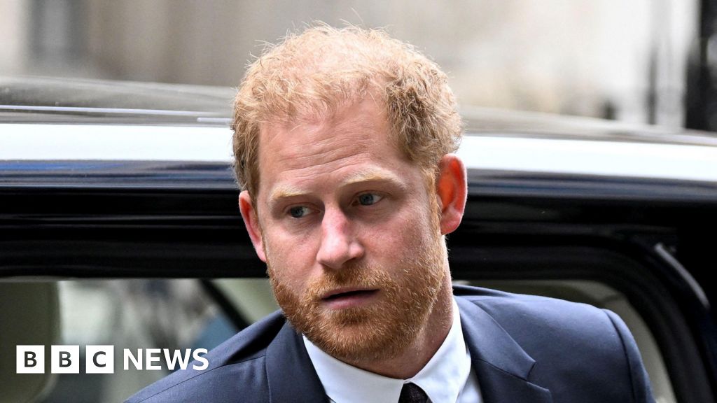 Il principe Harry perde la sua candidatura in tribunale per includere Rupert Murdoch nella causa di hacking