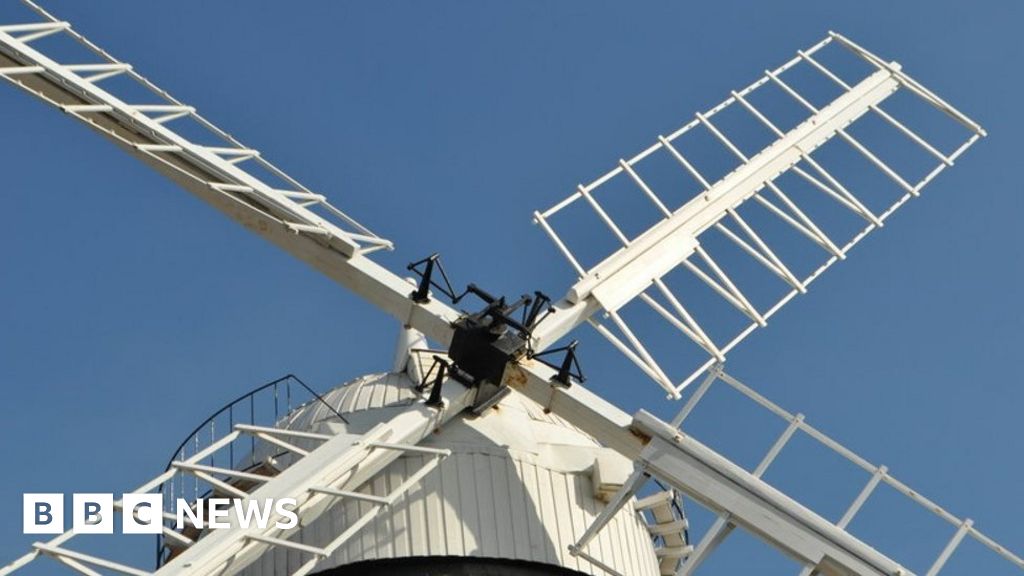 'Blood, sweat and tears' pledge to restore Norfolk mill 