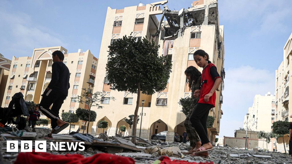 An Israeli strike kills a senior rocket commander in Gaza as fighting continues