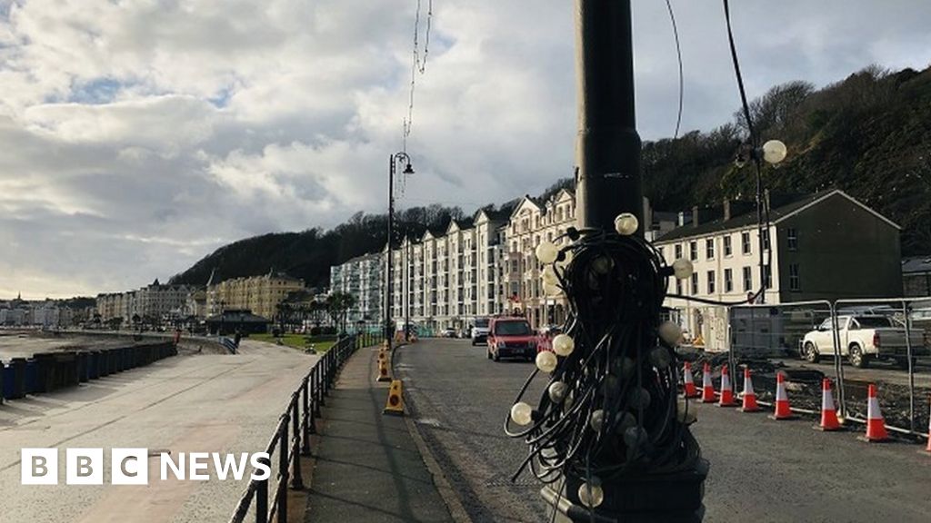 'Vandalism' claim over Douglas promenade festoon lights removal BBC News