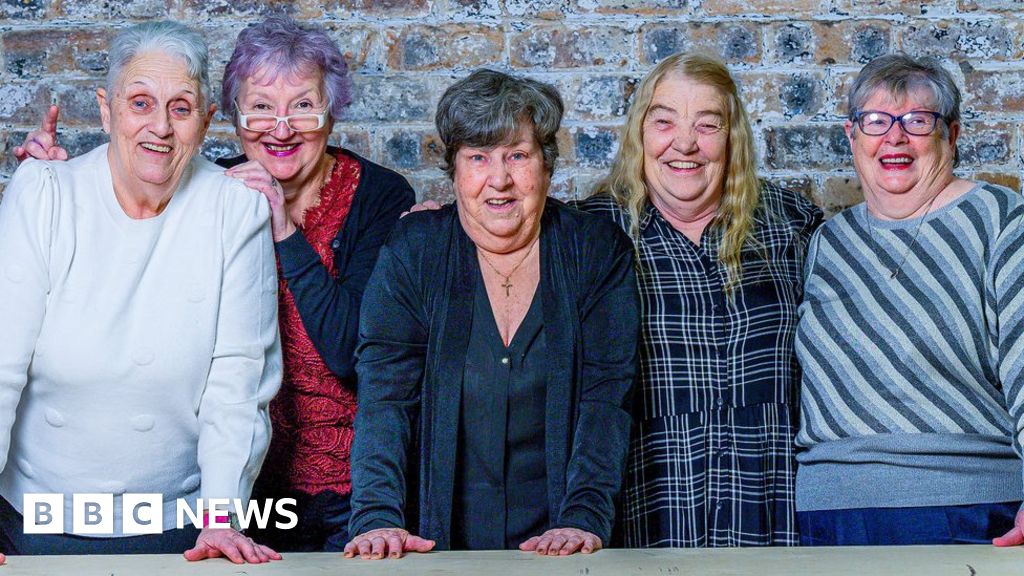 How Five Glasgow Grannies Became A Rapper S Delight Bbc News