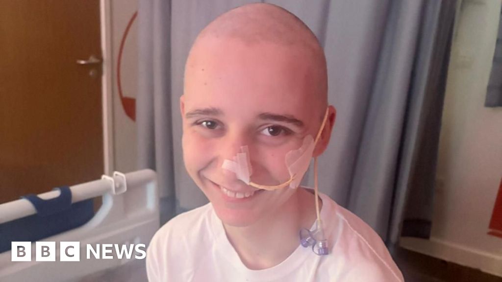 Bromsgrove teen cancer patient preparing for stem cell transplant