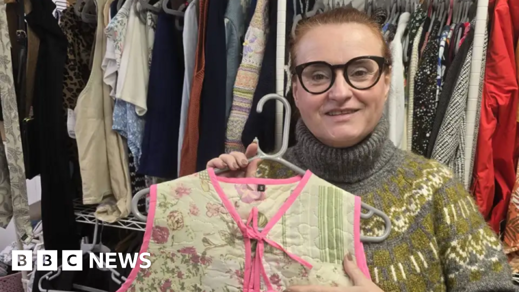 'I earn a full time wage selling old clothes