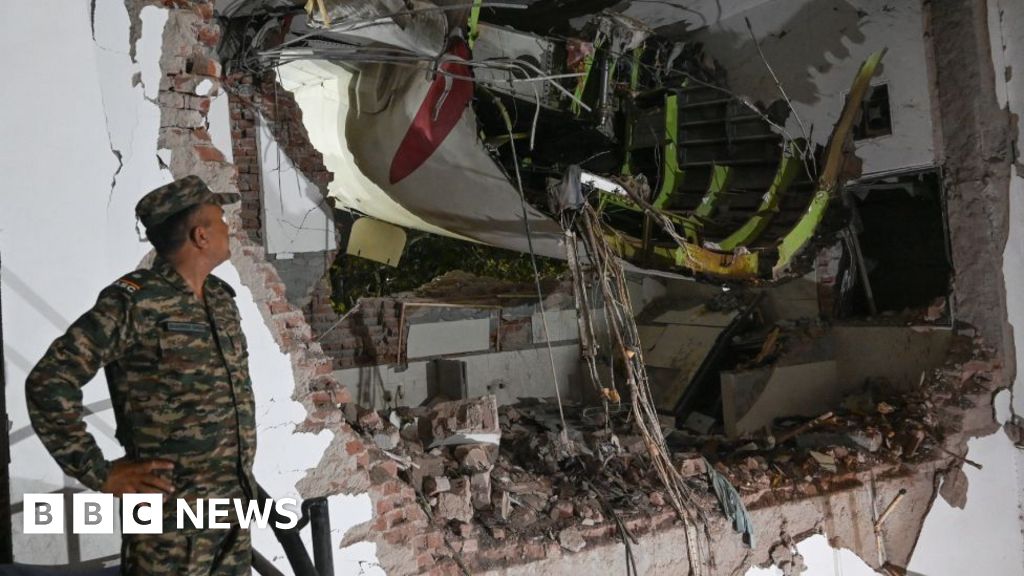 The terrifying moment when Air India plane crashed into a canteen