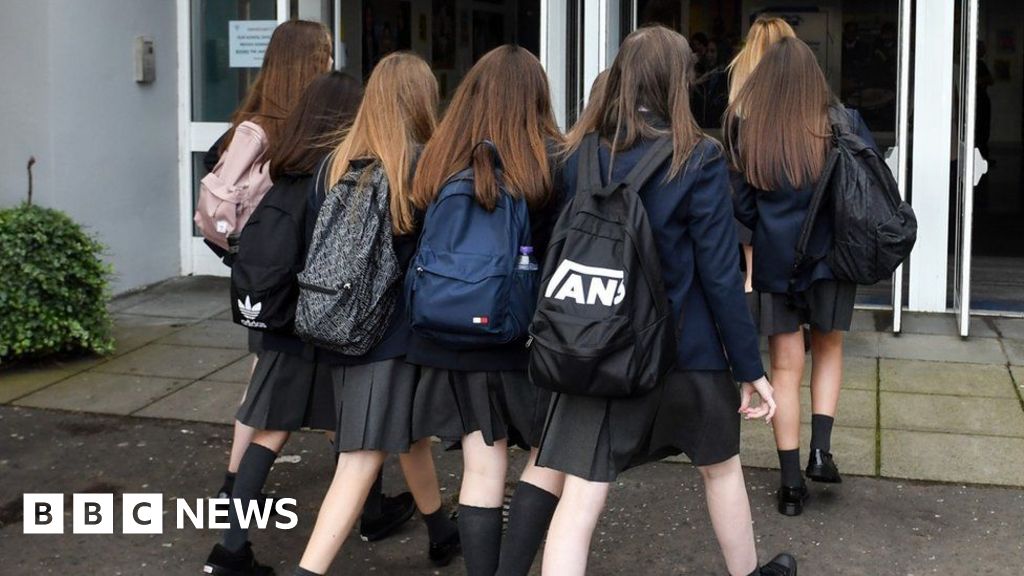 Bedfordshire teachers unhappy changes to school system paused 