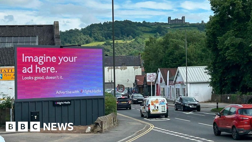 bbc.co.uk - Georgia Roberts - Concerns over historic Matlock's 'monstrosity' billboard