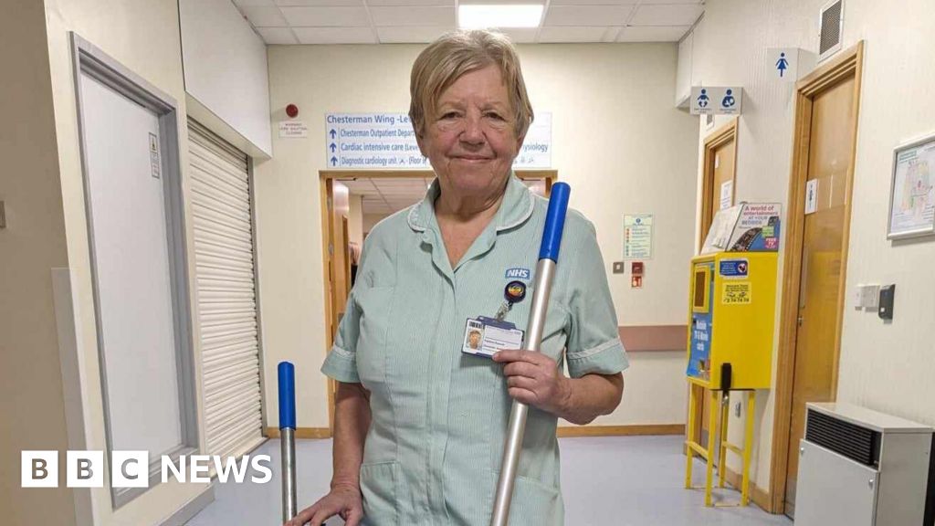 bbc.co.uk - Chloe Aslett - Lovely send-off' for Sheffield hospital cleaner after 57 years