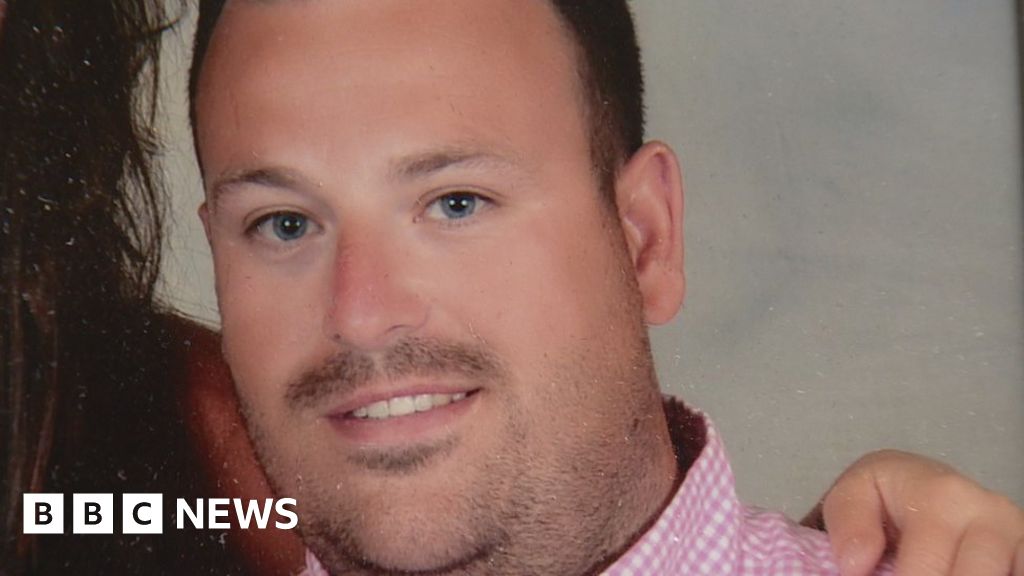 Dubai fake banknote man Nightmare 'robbed me of time with dying mum'