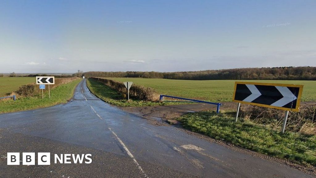 Welton le Marsh Man, 61, dies in twolorry crash BBC News