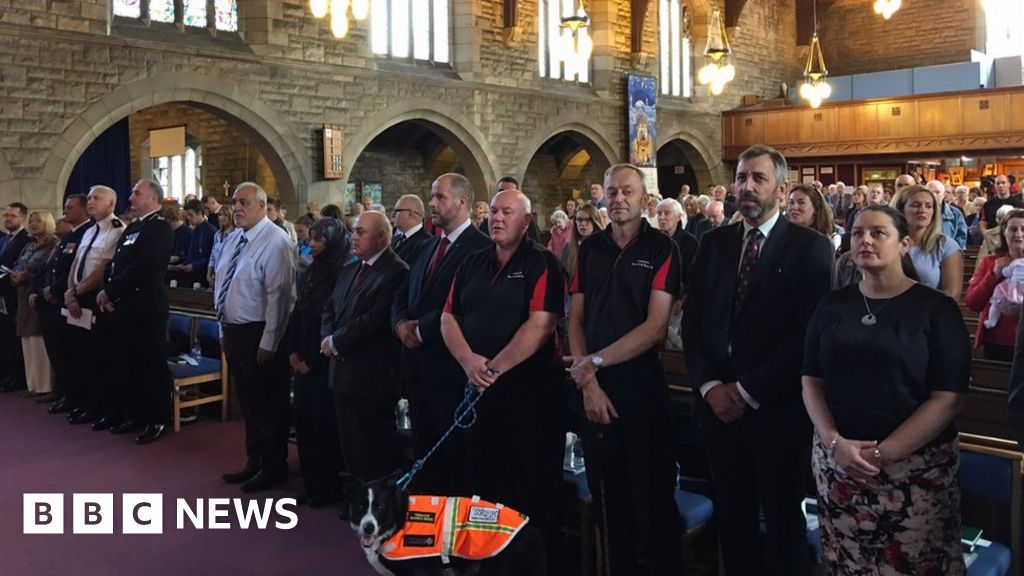 Glasgow Service Remembers 9 11 Victims BBC News