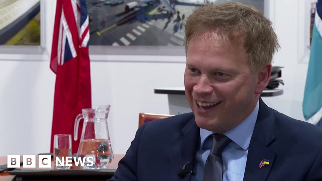 Shapps: Rail strikes ‘could be easily settled’