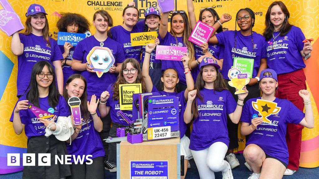 Bournemouth schoolgirls represent UK at global robot contest