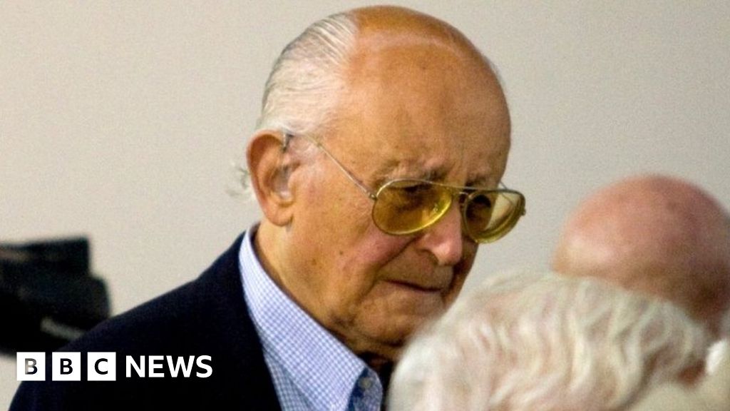 Argentine ex-army officers jailed over 'Dirty War' crimes against humanity
