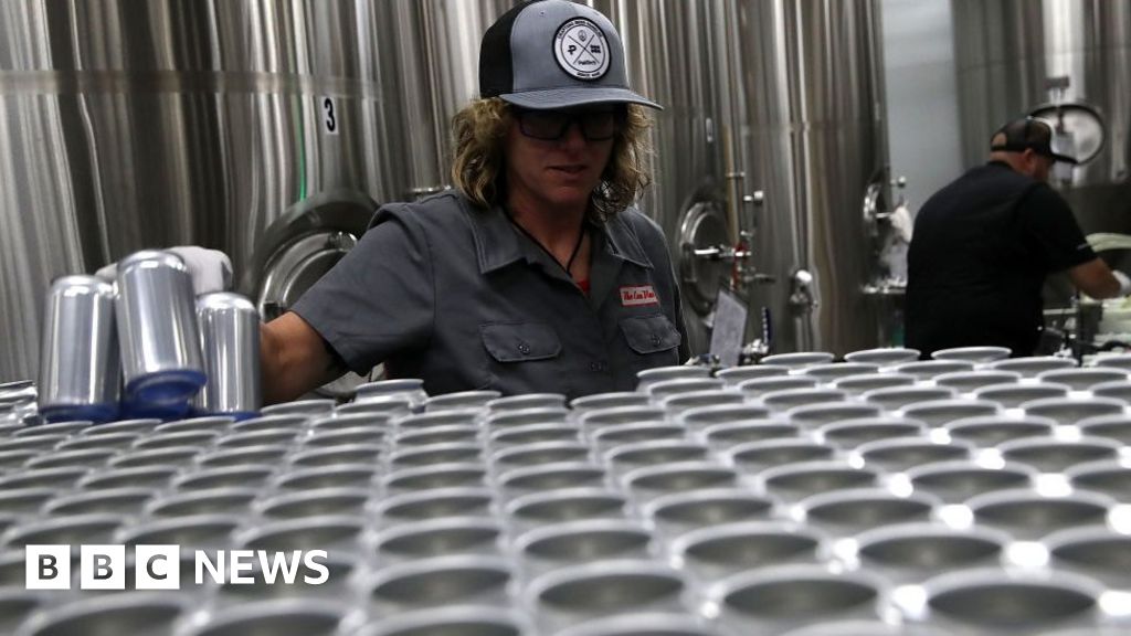 Canada Slaps Retaliatory Tariffs On Us Aluminium Goods Canada Slaps Retaliatory Tariffs On Us Aluminium Goods