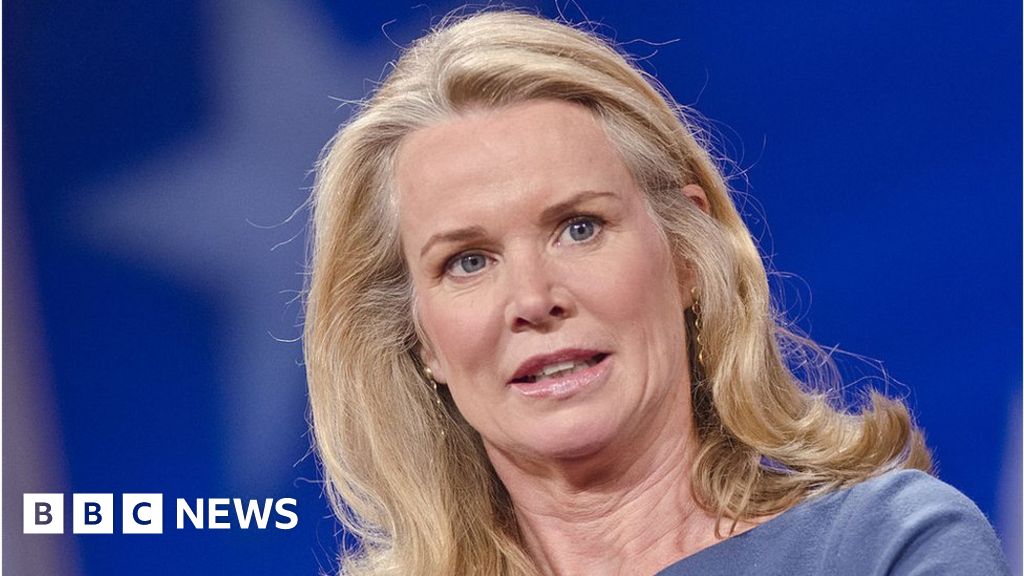 Katty Kay: Former BBC journalist quits US media firm - BBC News