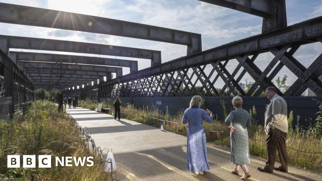 Castlefield Viaduct could garden bridge across city BBC News