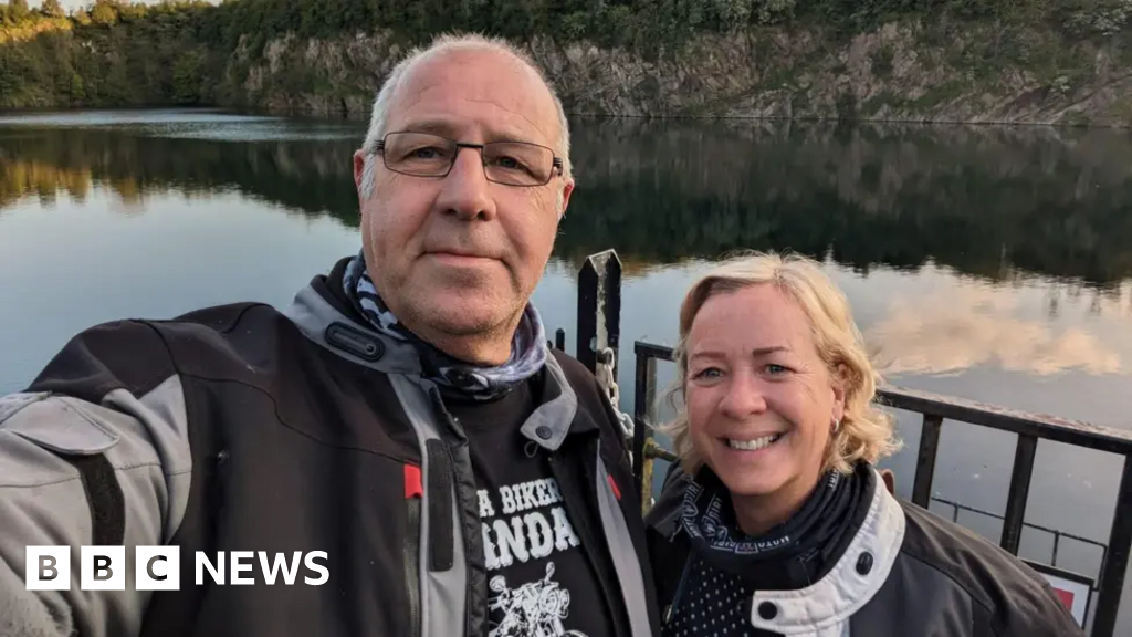 Tributes Paid to Couple Killed in Naples Cable Car Crash