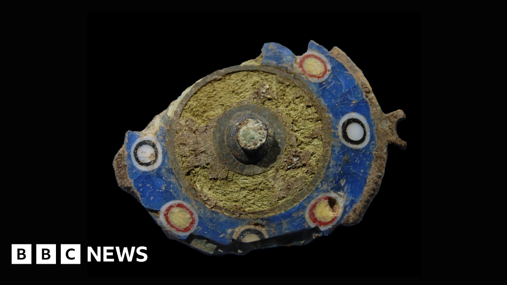 Roman brooch found in Ayrshire during archaeological dig