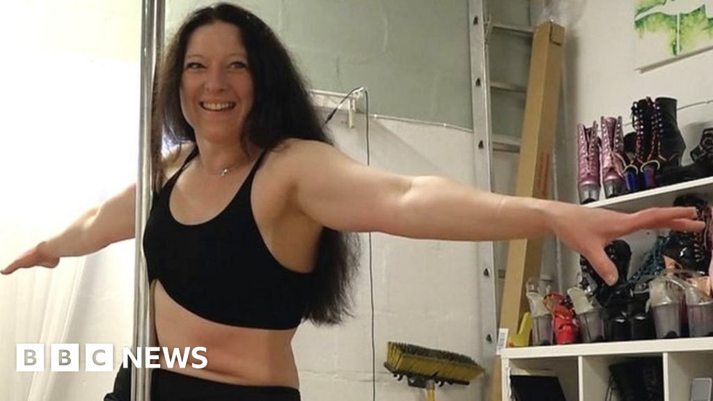 Multiple sclerosis Woman shattered by diagnosis finds pole dancing