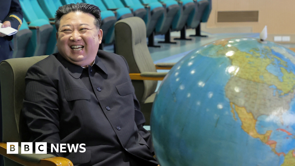 Север Корея обяви че е поставила Белия дом в полезрението
