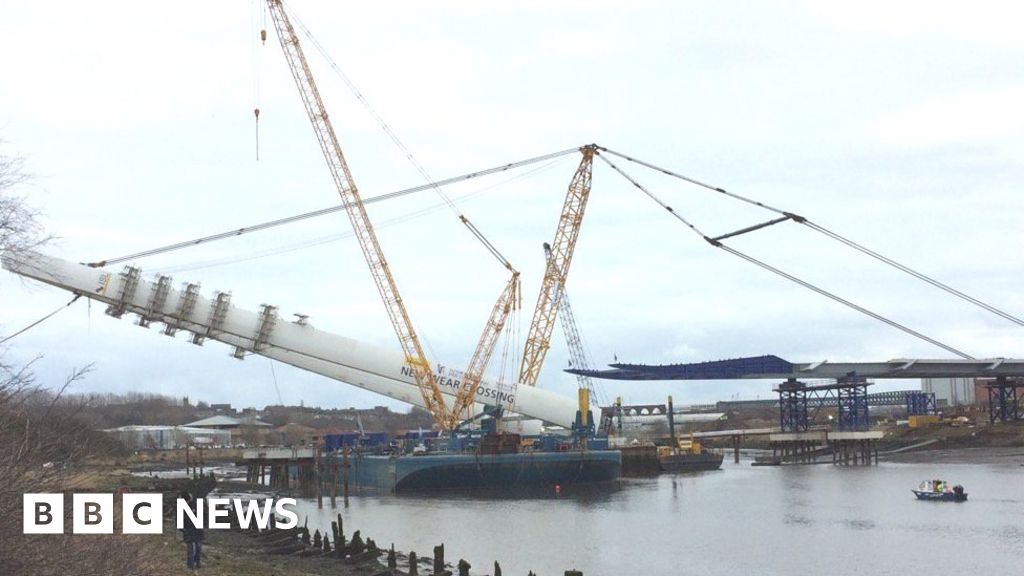 River Wear's new bridge in Sunderland is lifted into place BBC News