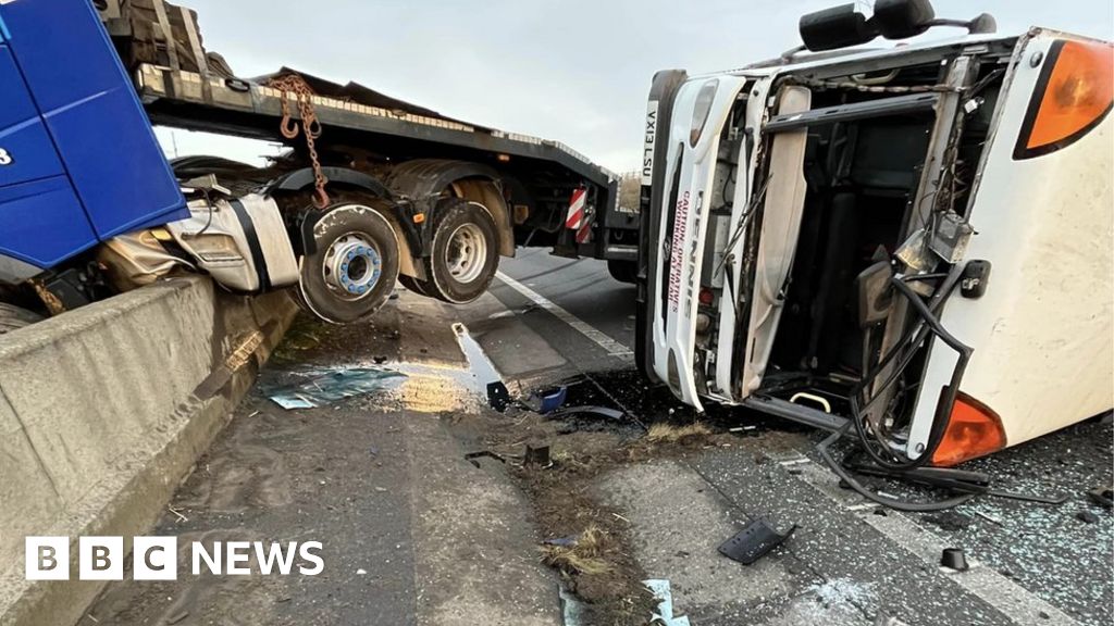 A1 M In North Yorkshire Reopens After Two Lorries Crash