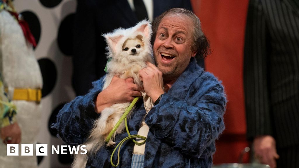 Meet the chihuahua taking a starring role with Scottish Opera