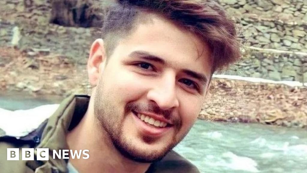 Иран е е екзекутирал мъж който е бил осъден на