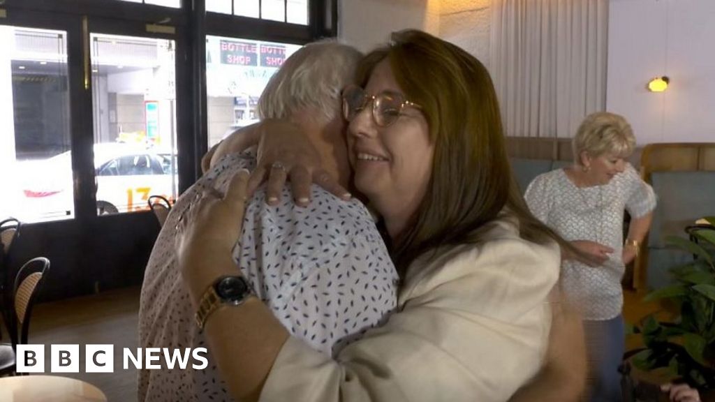 Woman kidnapped as a child reunites with rescuer