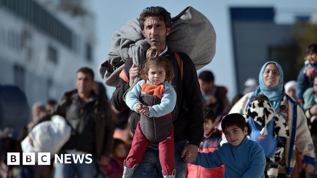 Migrant Crisis: EU Approves 3 Bn-euro Fund For Turkey - BBC News