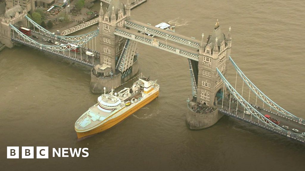 Inside Hull's new fishing super trawler Kirkella - BBC News