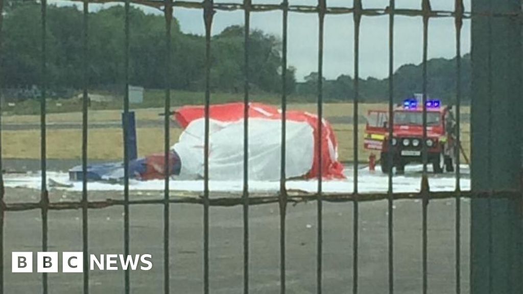 Helicopter crashes at Enniskillen Airport in Fermanagh BBC News