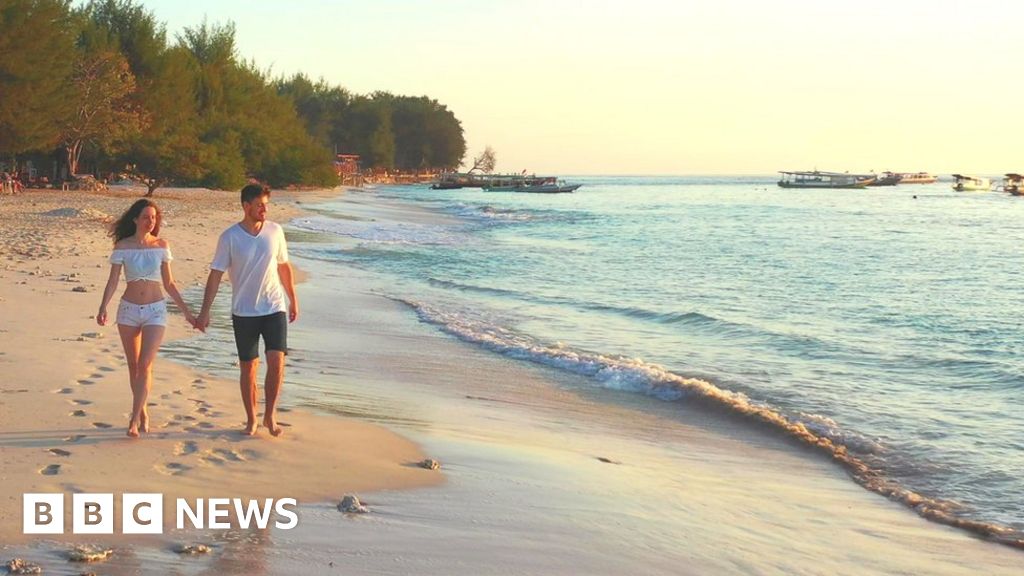 Paradise reopened – Bali hopes for tourists to return