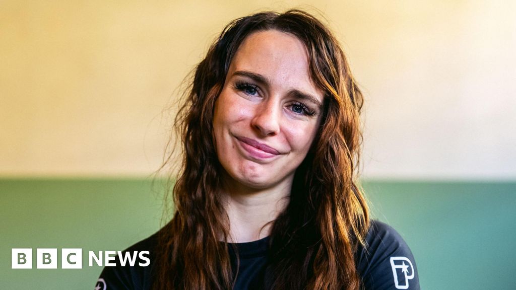 Welsh UFC fighter Ffion Davies on her journey from bouncer to title contender