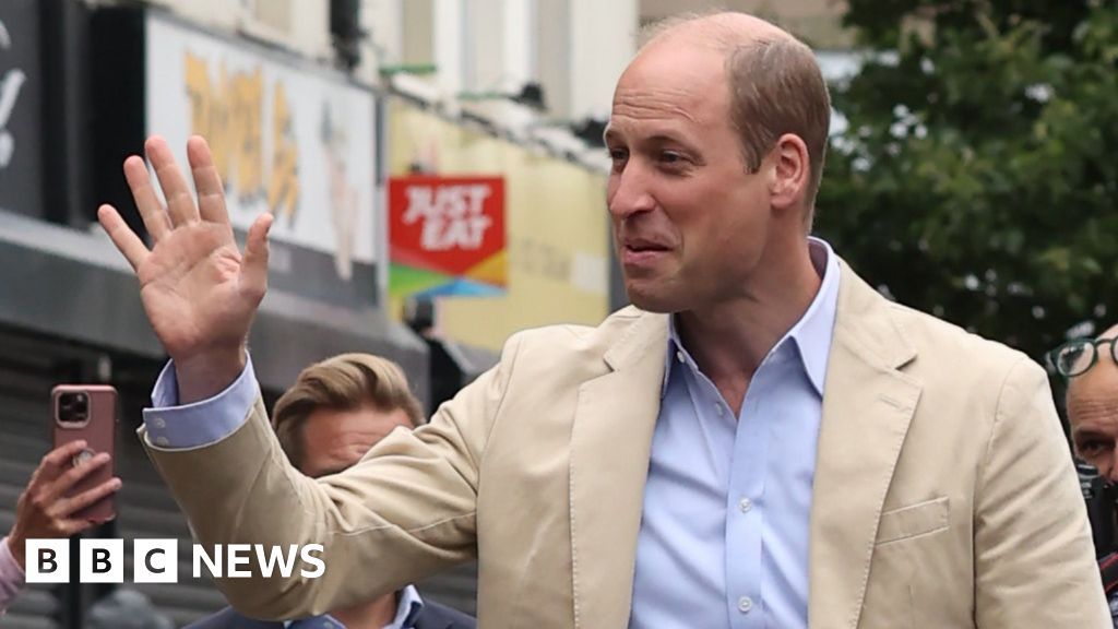 Prince William visits Belfast in campaign to end homelessness