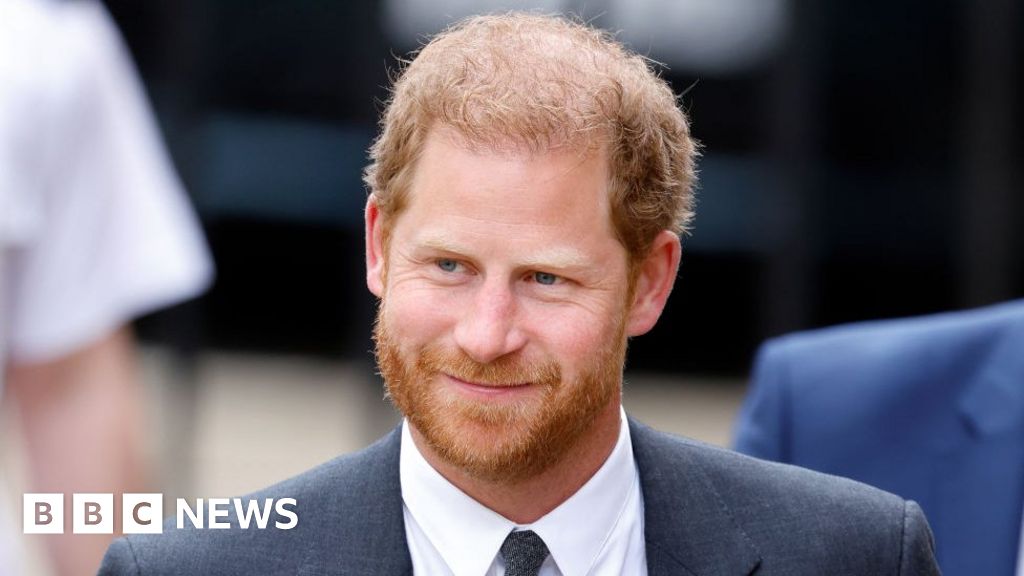 Prince Harry due to arrive at abbey for Coronation