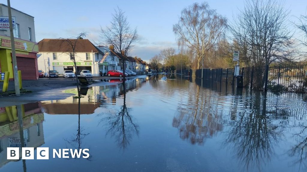 Oxford flood alleviation scheme wait frustrating MP says BBC News