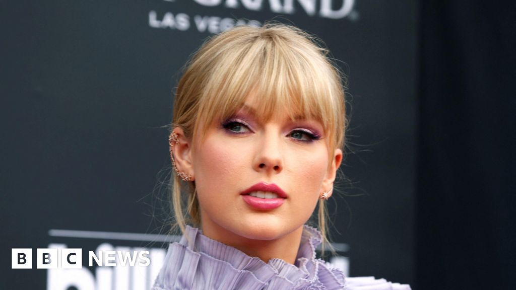 London Underground: Taylor Swift Tube map released as star plays city